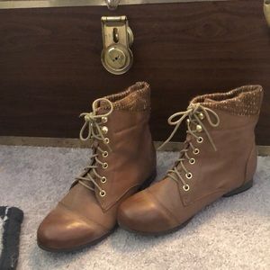 Brown boots